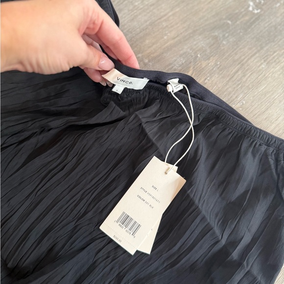 Vince Women’s Crinkled Textured Black Dress Pants - New with Tags - Picture 3 of 6